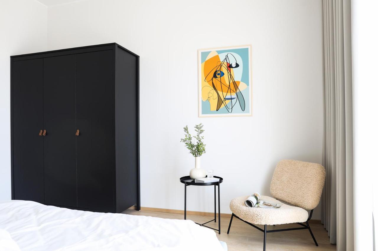 Kadriorg Plaza 2 Bedroom Free Parking Tallinn Exterior photo